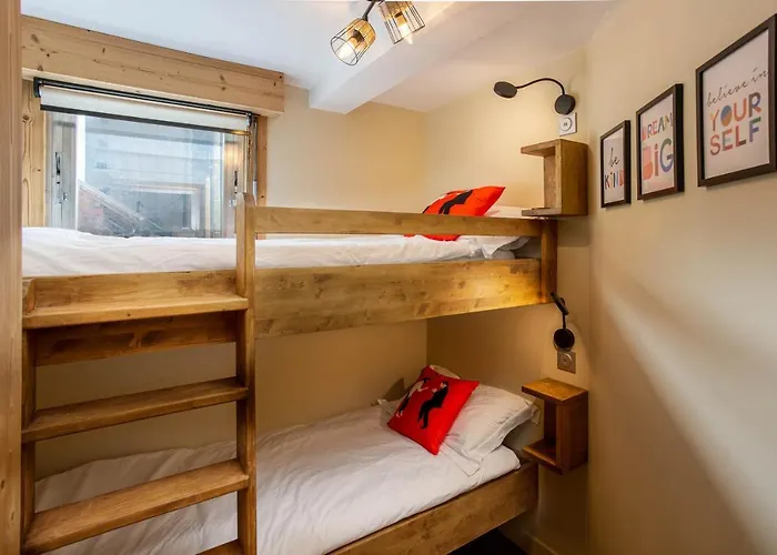 Concordia 7 - Year Apartment